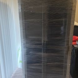 Bookcase 