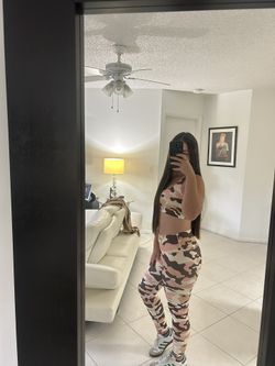 Greenfit Camu Women’s Set Leggings /top  One Size s/M 