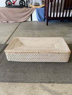 West Elm Woven Under Bed / Under Crib Storage Basket with Lid – Whitewash