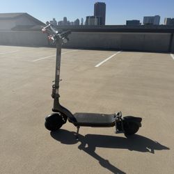 Apollo City - Super Performance Scooter