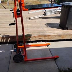 Hand Lift Dolly     (Lake Elsinore)