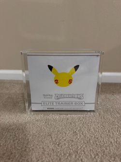 Pokemon Celebrations Elite Trainer Box