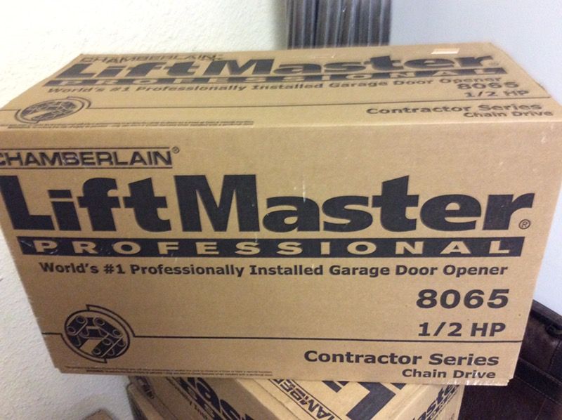 Garage door opener LiftMaster 8065