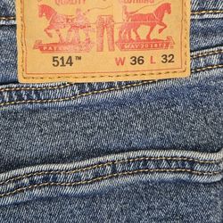 BRAND NEW 514 LEVIS JEANS 