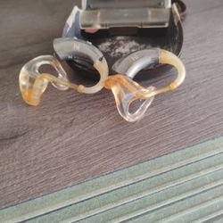 Used But In Very Good Condition To High Hearing Aids