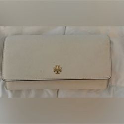 Tory Burch Cream Wallet