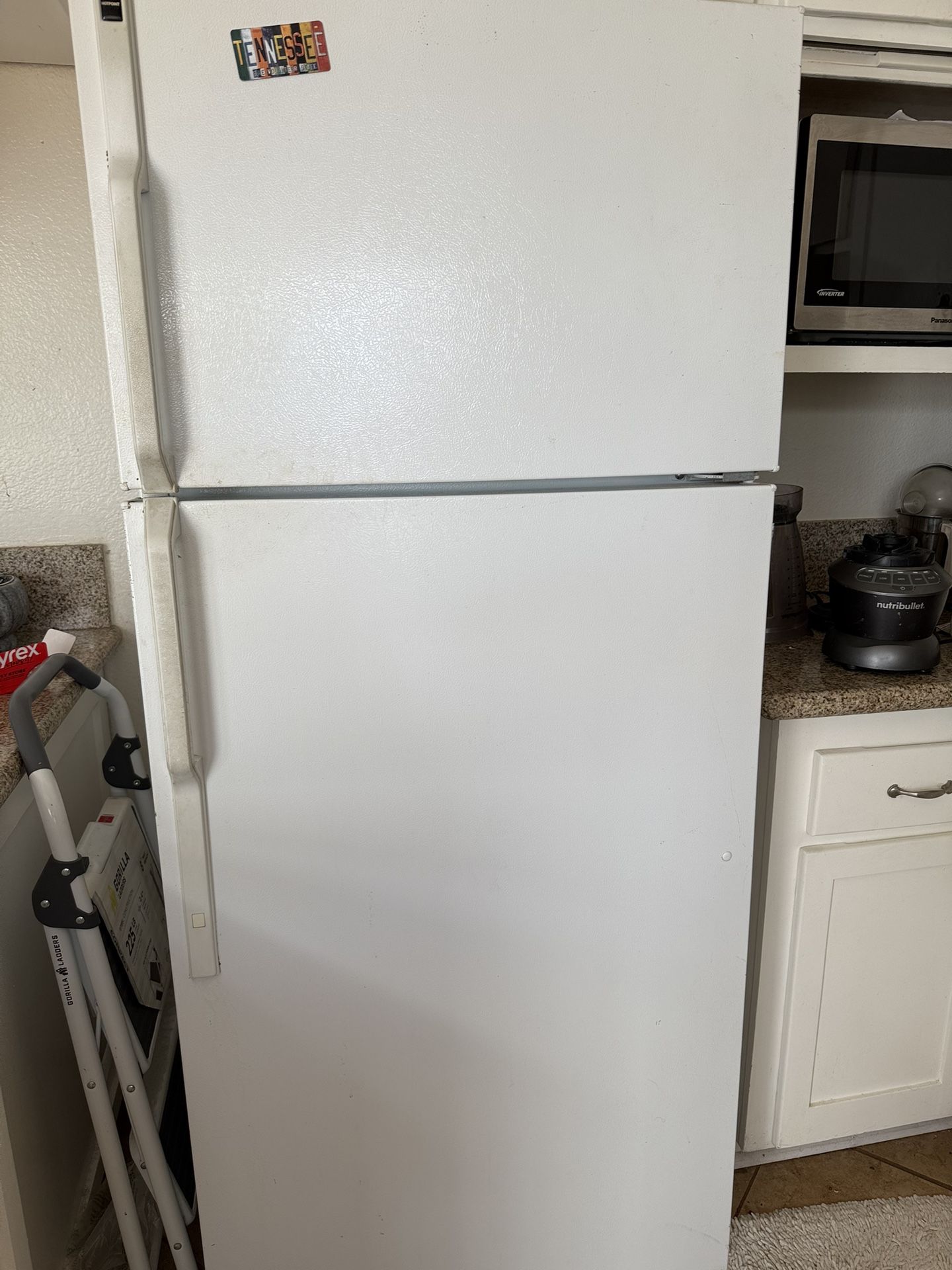Hot Point Refrigerator For Sale