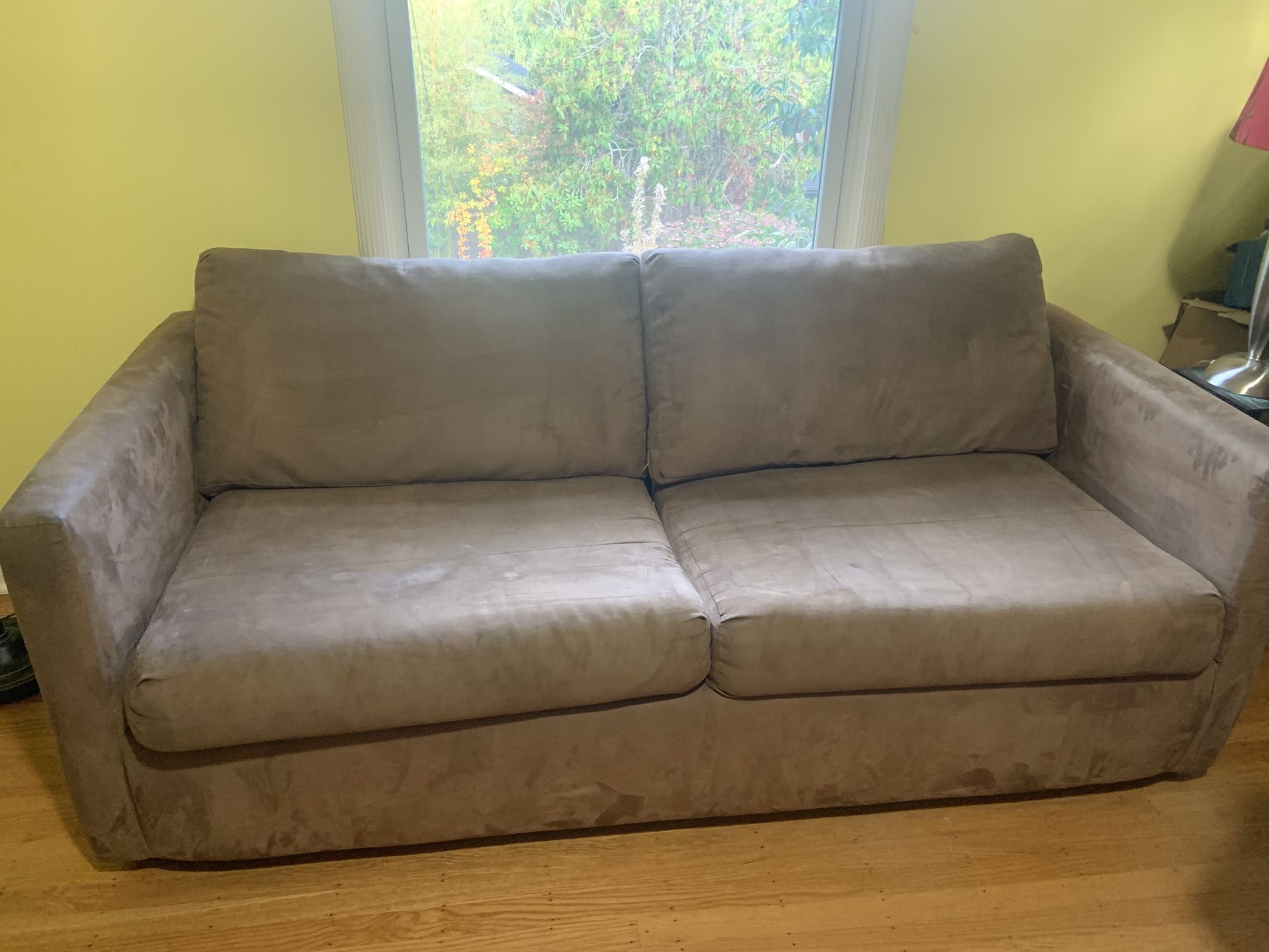 Brown Pull-Out Sofa Bed