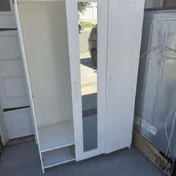 FREE STORAGE CABINET