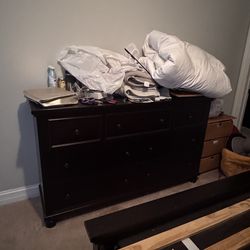 Queen size bed room set