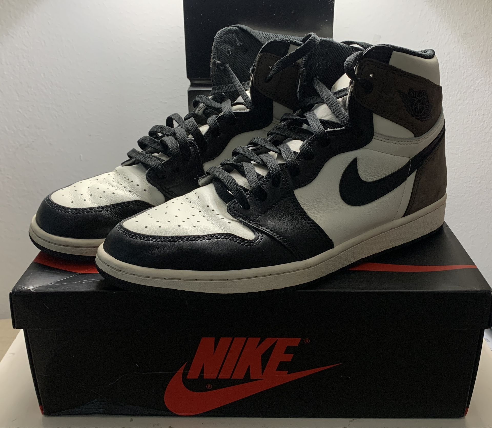 Jordan 1 Retro OG High Dark Mocha