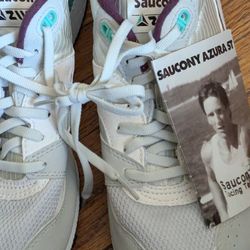 Brand New Saucony Shoes 