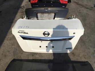 2015 Nissan Altima Lid