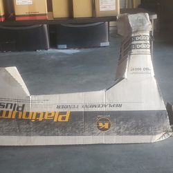 2003 chevy S10 head lights, signal lights,  rear lights,  cab break light,  door hinge assembly  and passenger side front  fender.