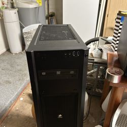 Corsair Carbide 300r Mid-Tower Case, solid panel