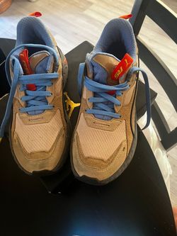 Shoes size 6.5