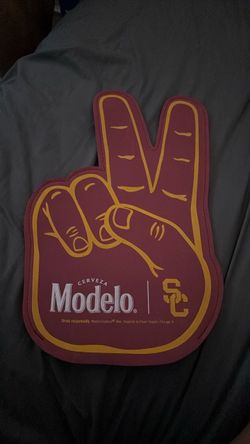 Modelo x USC Trojans Foam Finger