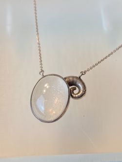 Sterling silver quartz necklace