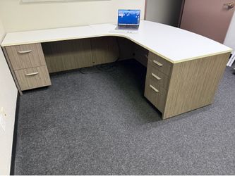 L Desk