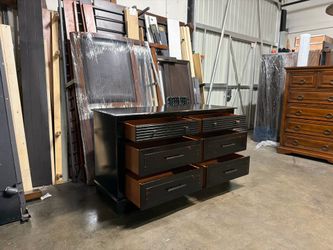 Dresser $160