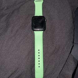 Apple Watch SE (2nd Gen) 44MM GPS+Cellular