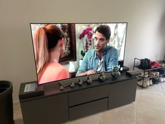 Large tv and tv table 150 each
