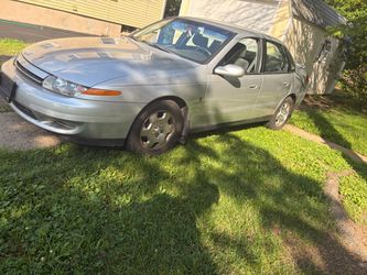 2001 Saturn  ls2. V6