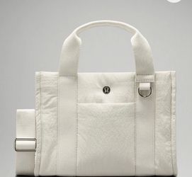 Lululemon Mini tote bag NWT