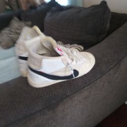 Off White Nike Blazers