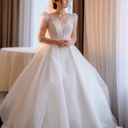 Wedding dress 0-2size
