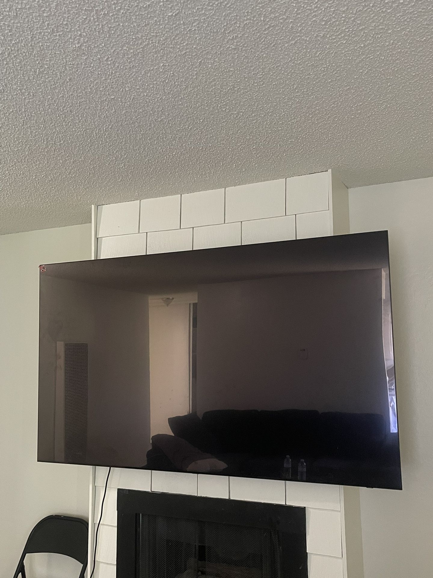 📺 Samsung 77” OLED 4K Smart TV (S89C) – Home Theater Ready!