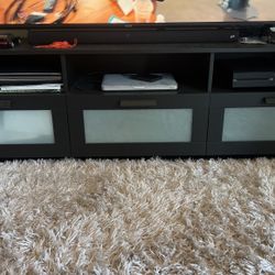 TV Stand/Entertainment Center