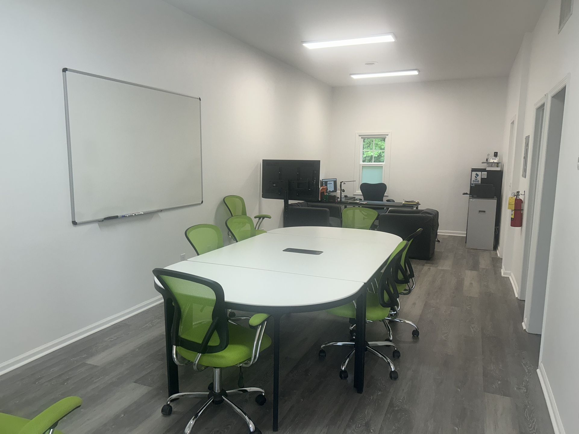 Conference Room Craft/ Game Table And Chairs