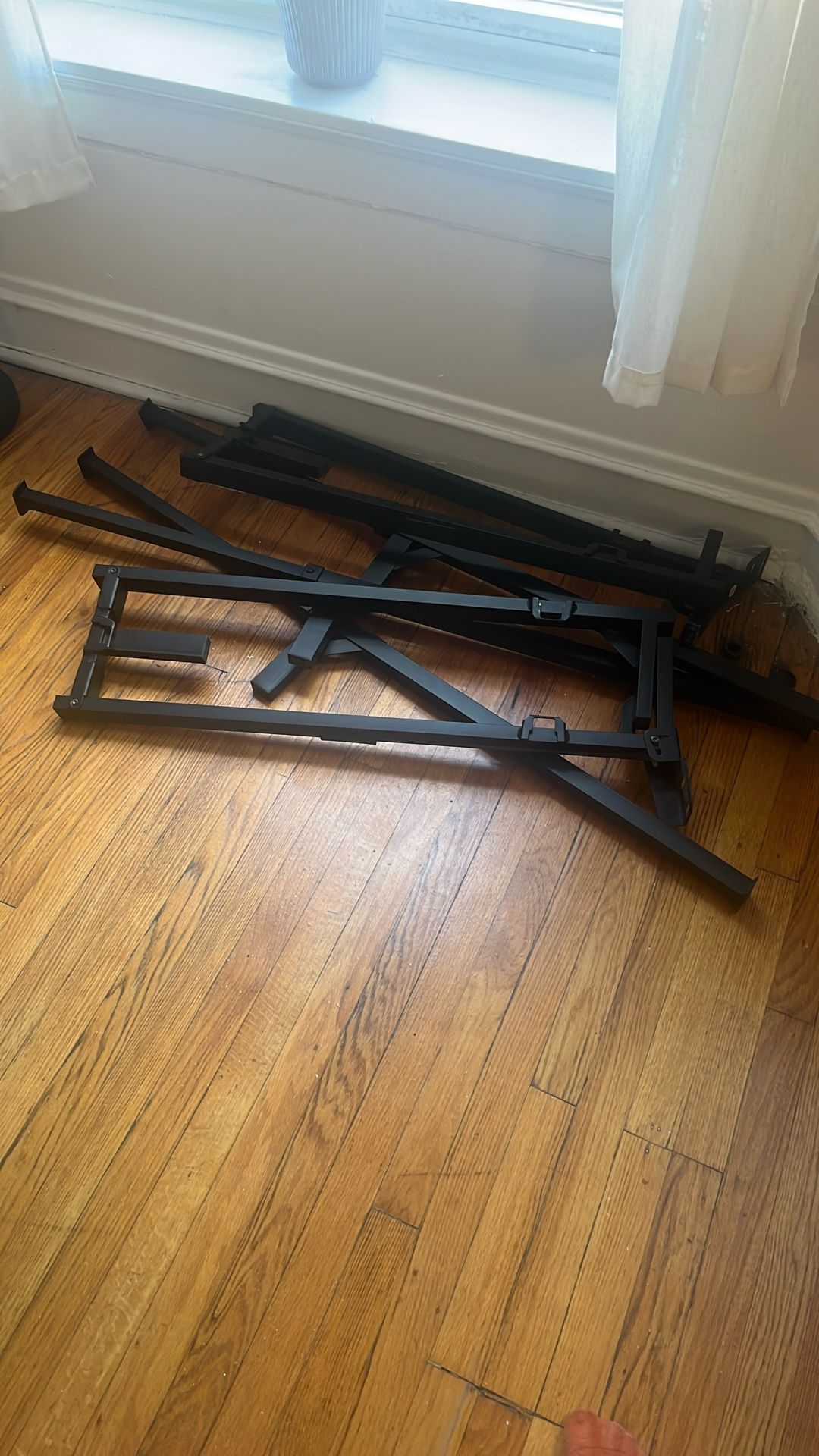 Minimalist And Sturdy bed frame + Box Spring