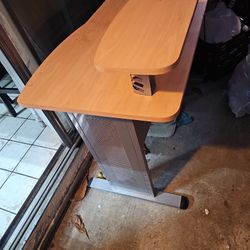 Used  Desk