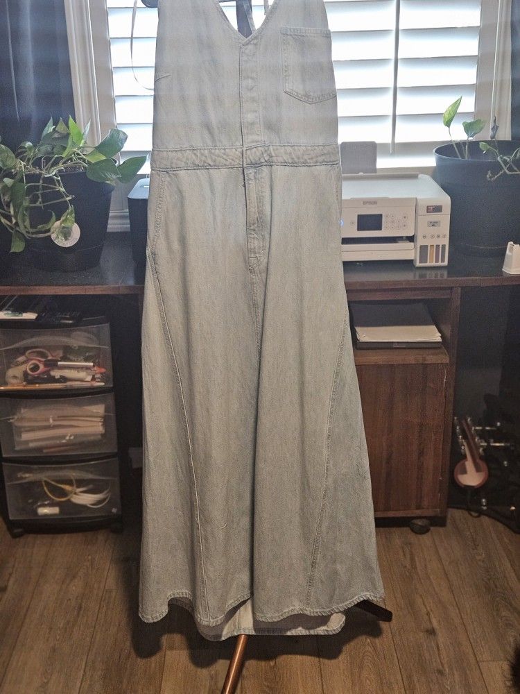 Universal Threads Denim Halter Top Dress W Pockets