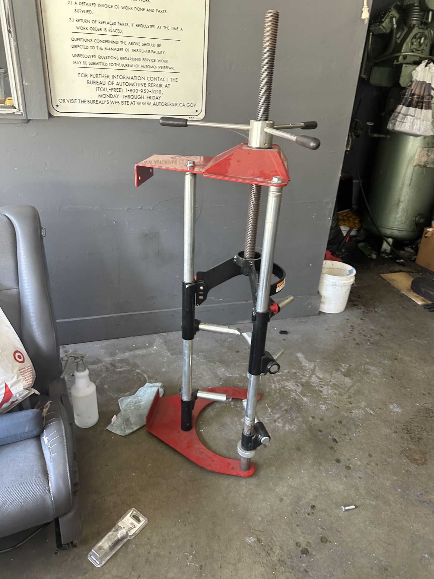 Branick 7600 Strut Spring Compressor