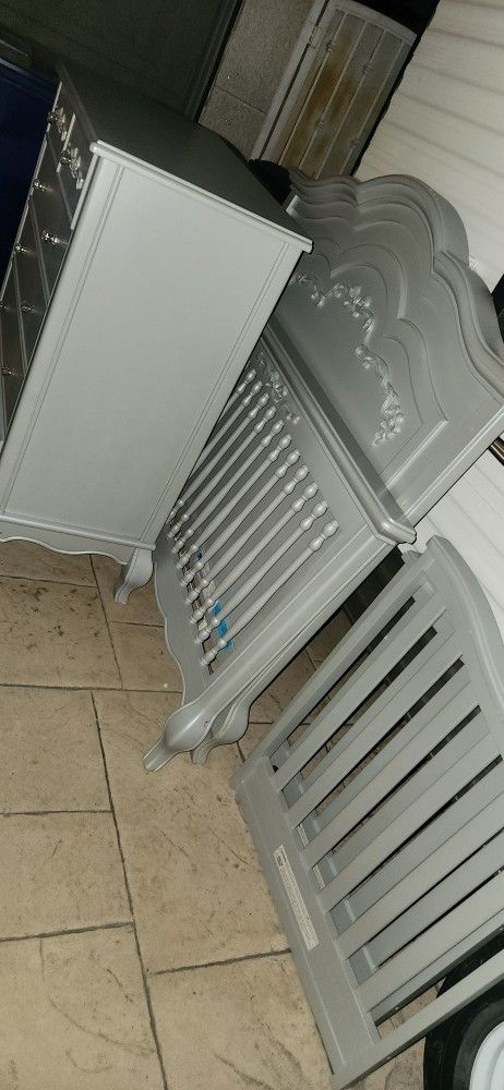 evolur aurora dresser grey Evolur Aurora 7 Drawer Double Dresser, Akoya Grey Pearl/Silver Mist & main image 1