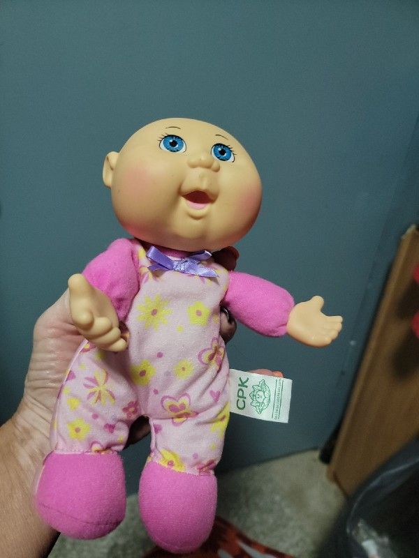 9 Inch Cabbage Patch Kids Doll With Tag