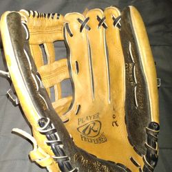 RAWLINGS -13-1/2 INCH SOFT BALL GLOVE 