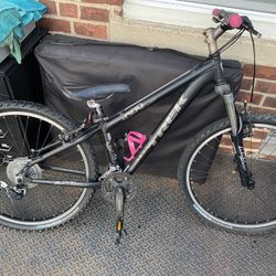 TREK MTB✅ LOOKING FOR TRADES