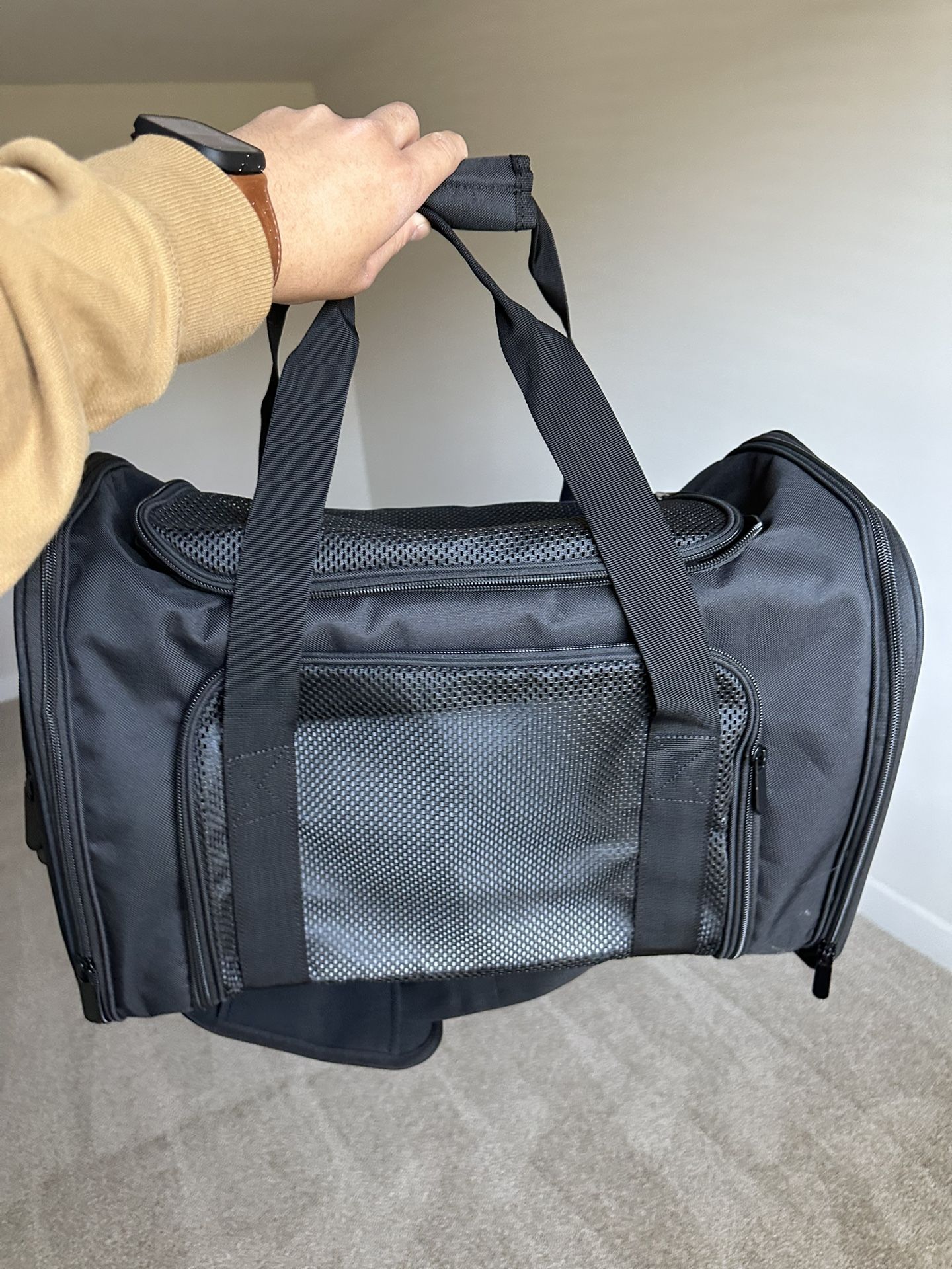 Small Pet Carrier For Sale