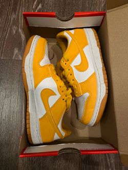 Nike Low Dunks, yellow and white