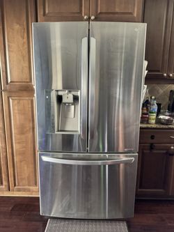 LG Fridge - Not Working, Parts And Accessories Available For Sale