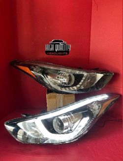Hyundai Elantra 2013. 2016 Headlights.