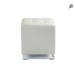 16*16 White Ottoman