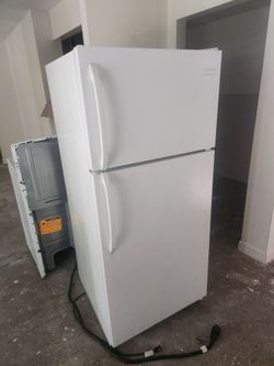 Fridge and stove