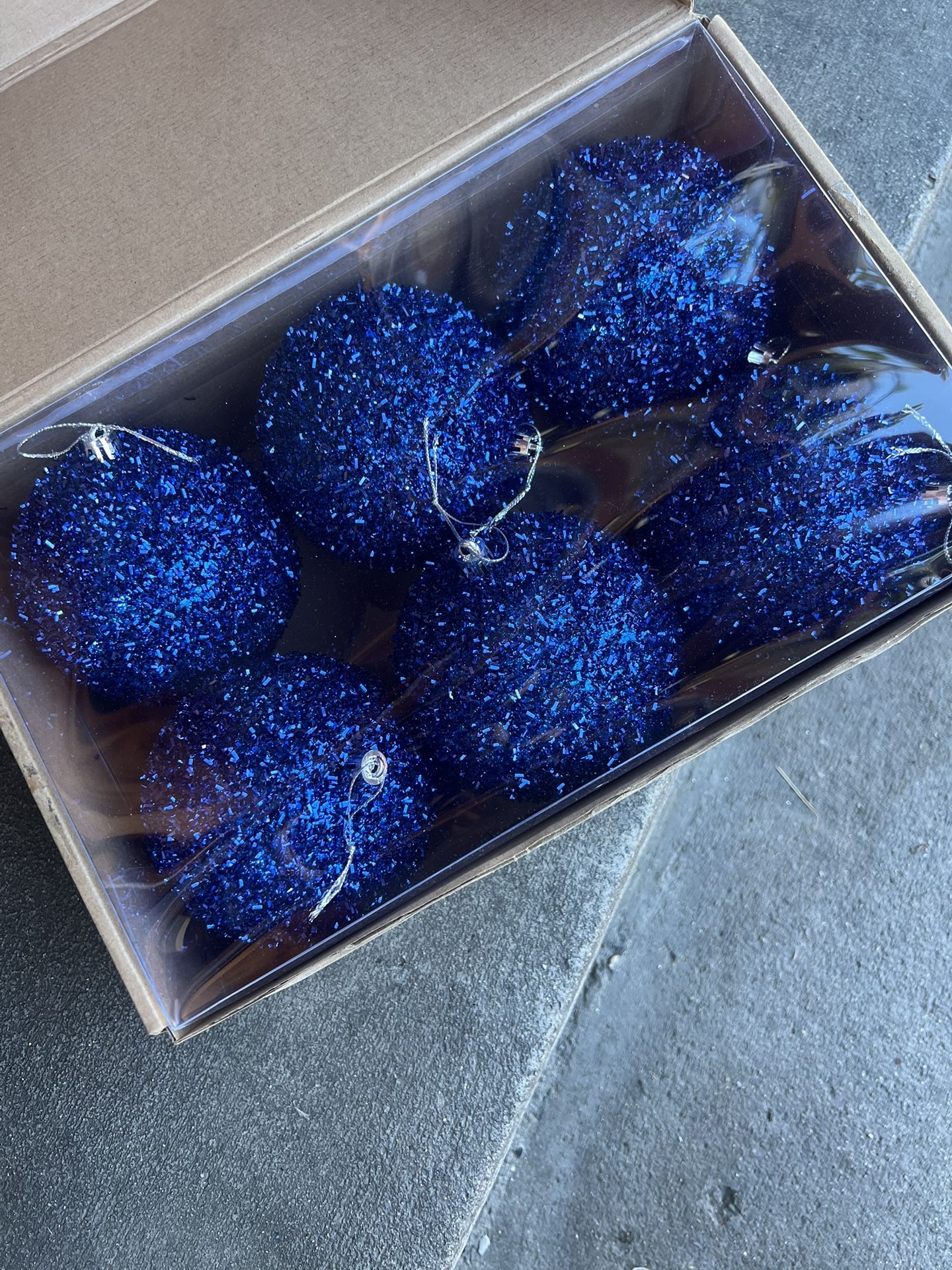 Esferas Azules $7.00