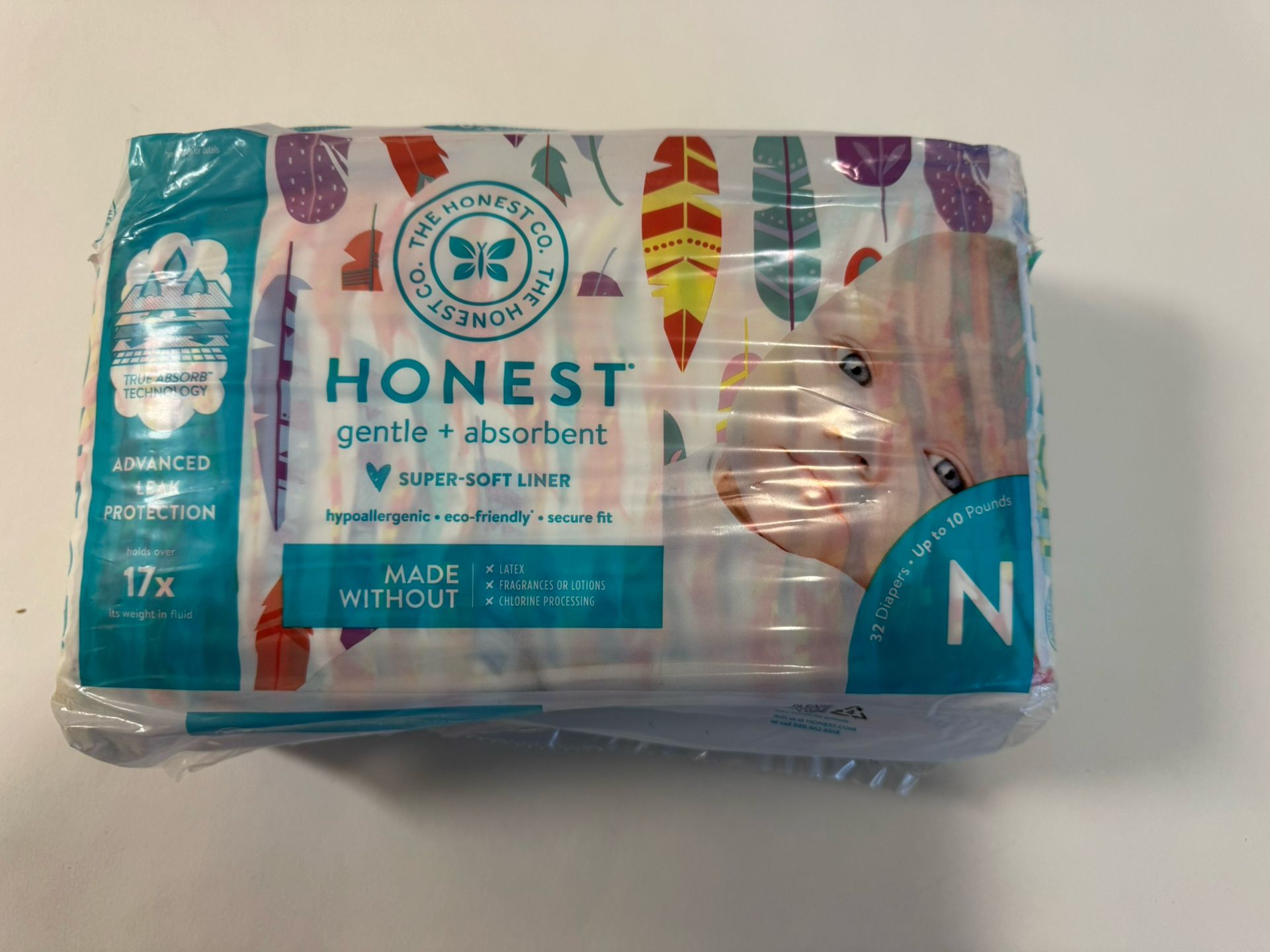 HONEST. NEWBORN DIAPERS. PACK OF 32.