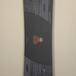 2023 Never Summer Proto Slinger X 160 snowboard